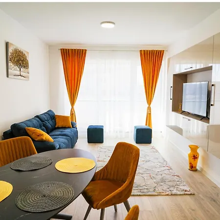 Mirandis Apartments - Modern Stays With Free Parking Near Coresi Mall Brasov Exterior photo