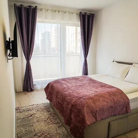 Mirandis Apartments - Modern Stays With Free Parking Near Coresi Mall Brasov Exterior photo