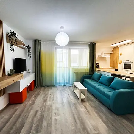 Mirandis Apartments - Modern Stays With Free Parking Near Coresi Mall Brasov Exterior photo