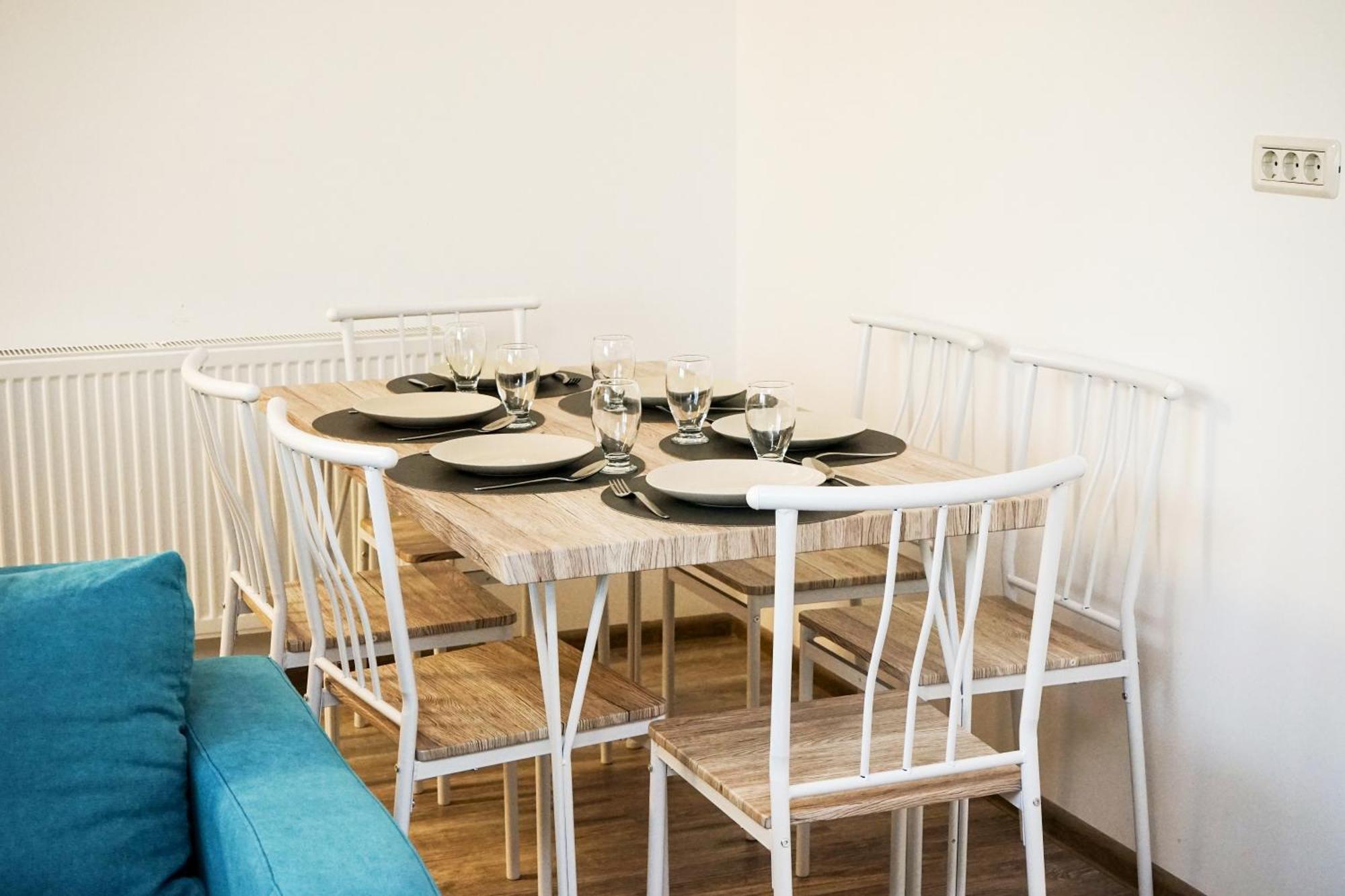 Apartamento Mirandis - Modern With Free Parking Near Coresi Mall